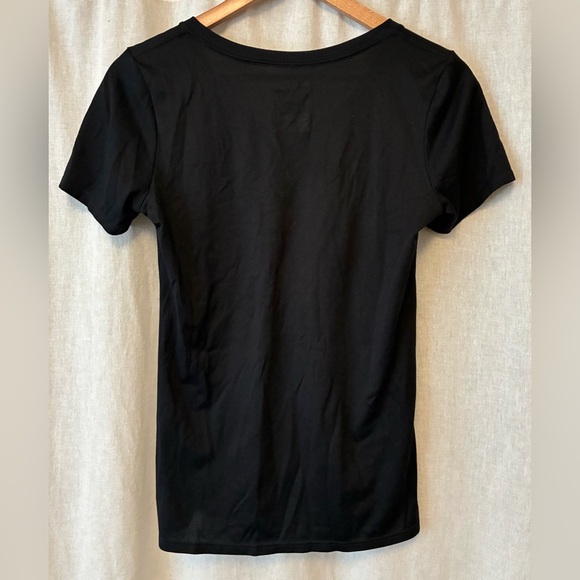 Nike Black V-Neck Dri-Fit Short Sleeve Women's Tee - Picture 2 of 3